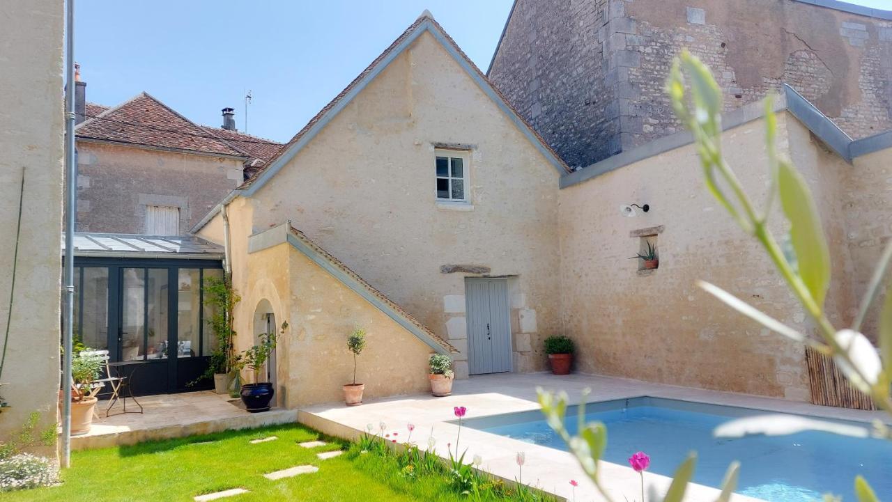 La Croix Au Maitre Hotel Coulanges-la-Vineuse Kültér fotó